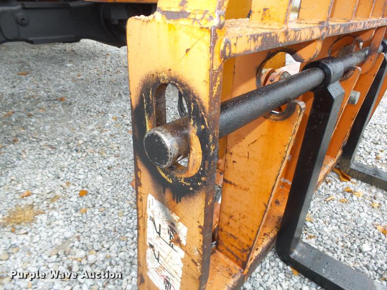 image for item L4049 Lull 844C-42 Highlander telehandler