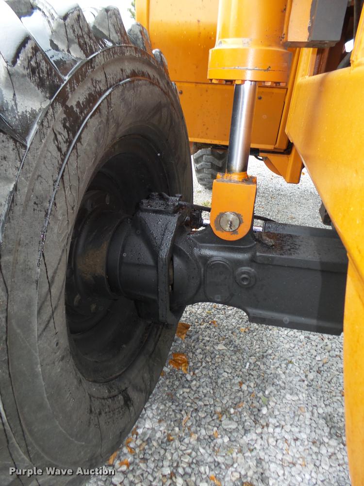 image for item L4049 Lull 844C-42 Highlander telehandler