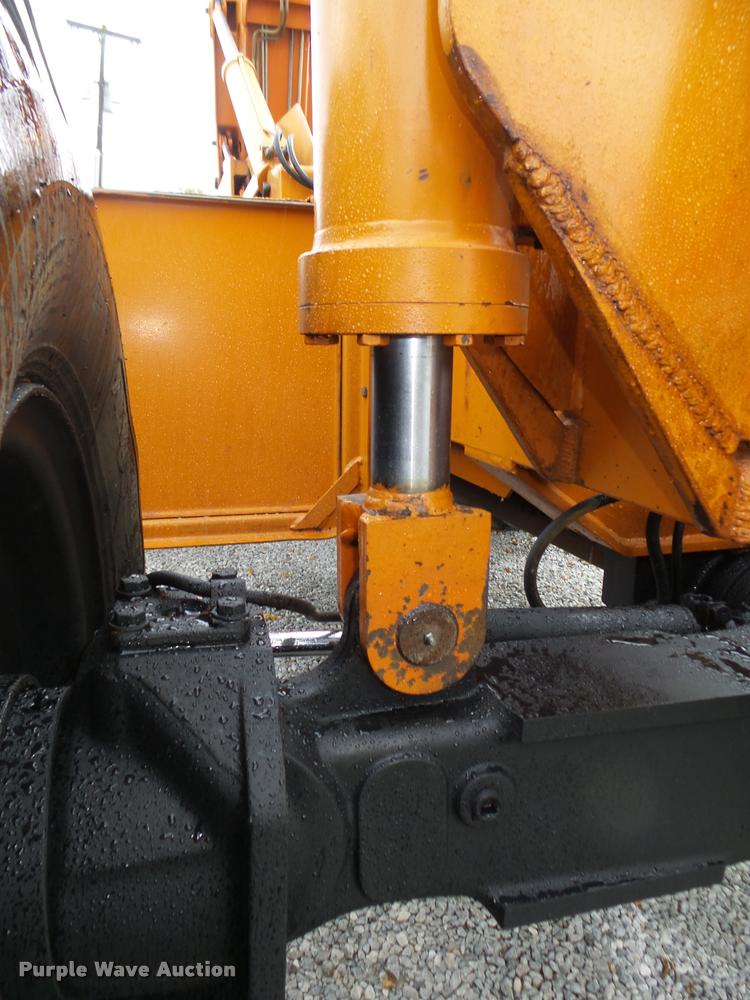 image for item L4049 Lull 844C-42 Highlander telehandler