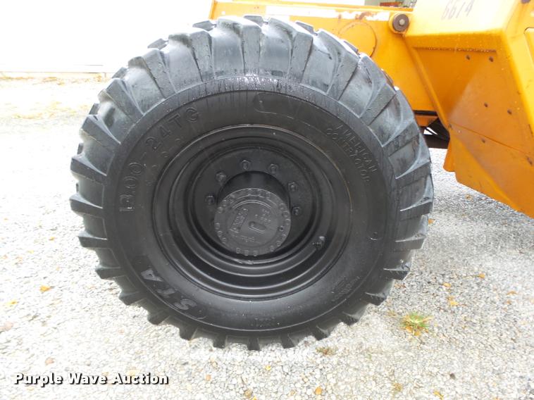 image for item L4049 Lull 844C-42 Highlander telehandler