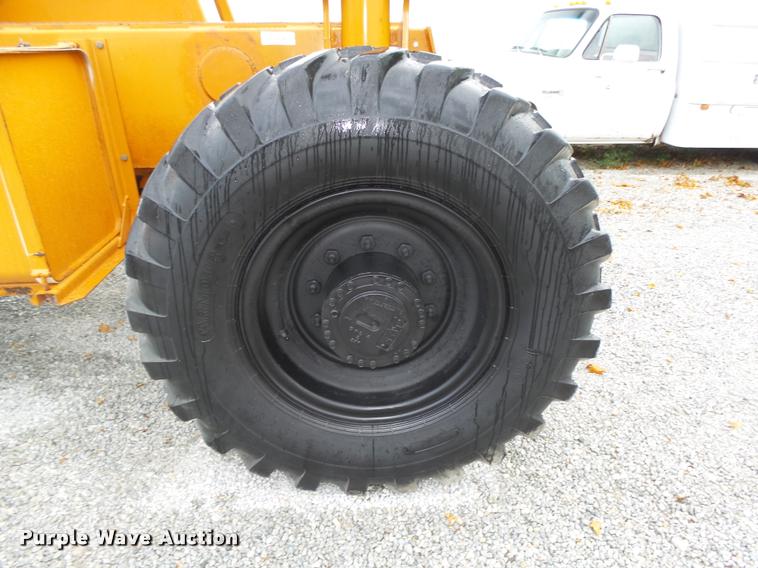 image for item L4049 Lull 844C-42 Highlander telehandler