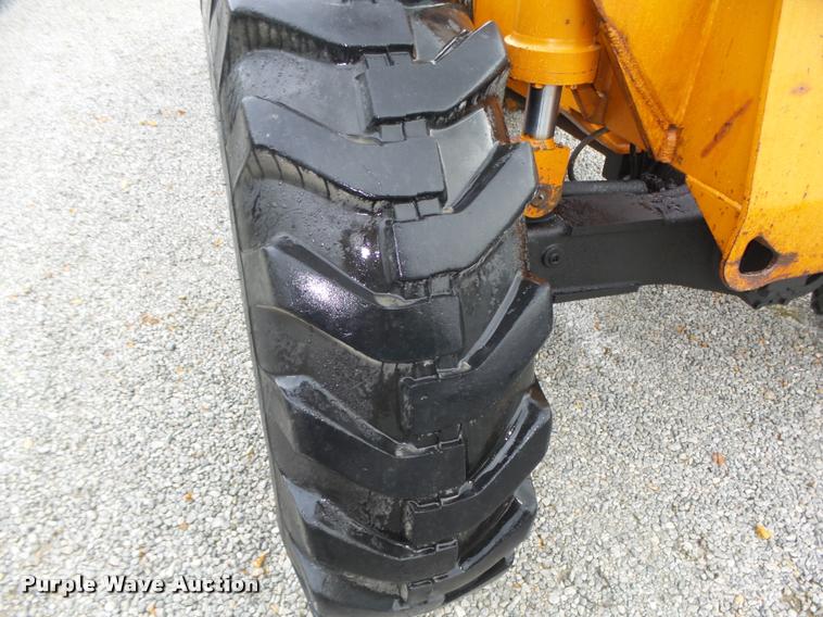 image for item L4049 Lull 844C-42 Highlander telehandler