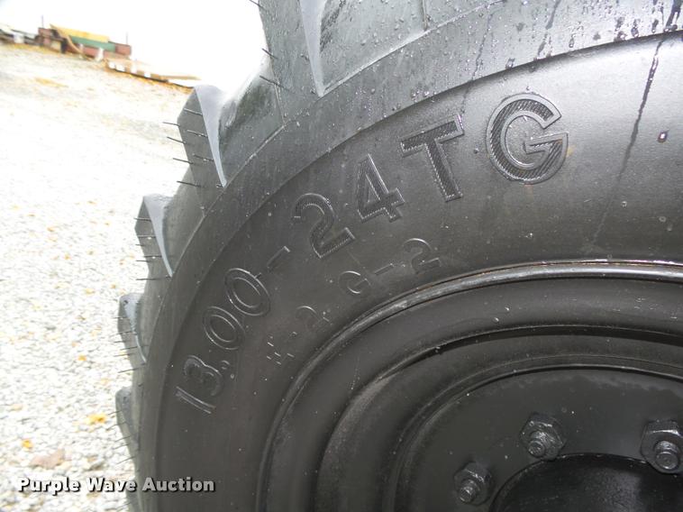 image for item L4049 Lull 844C-42 Highlander telehandler