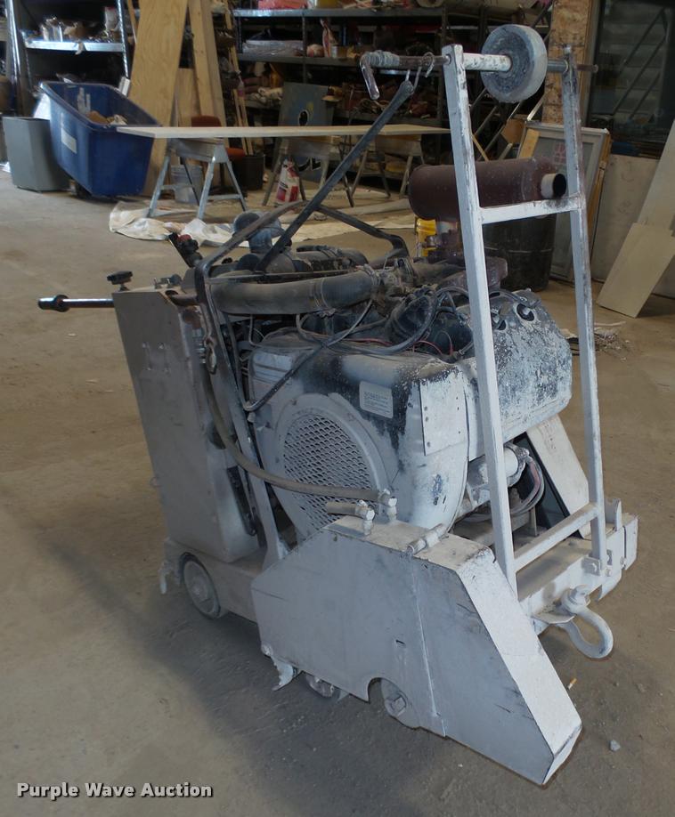 image for item L4061 Edco SS24-35 concrete saw
