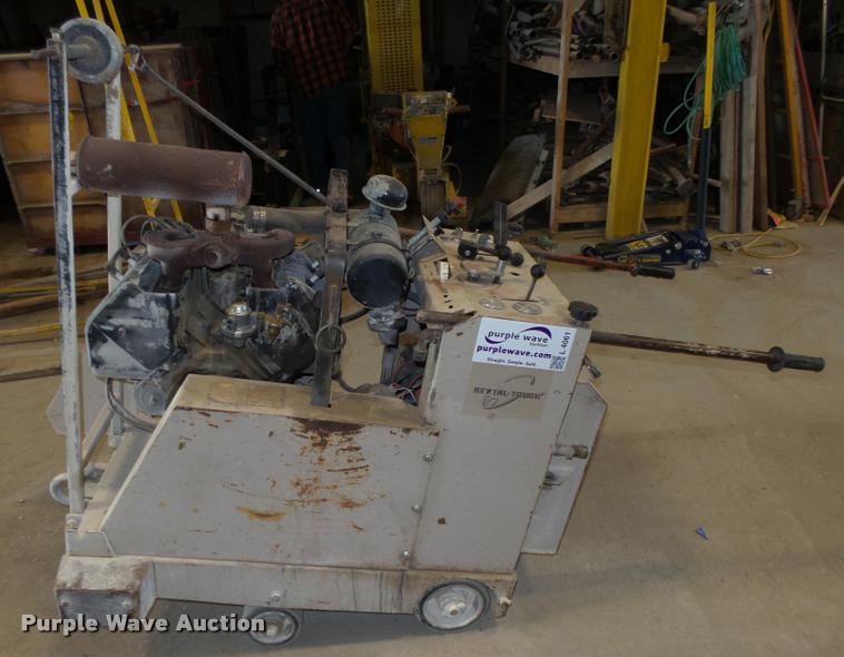 image for item L4061 Edco SS24-35 concrete saw