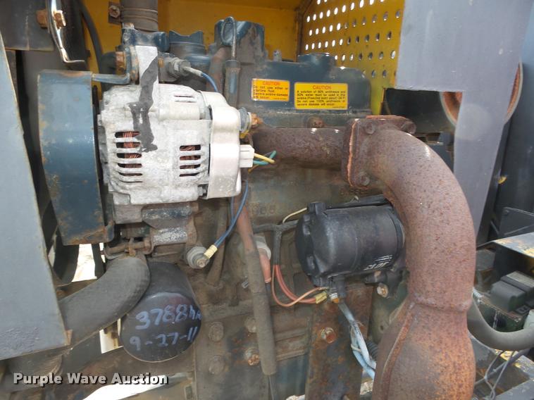 image for item L4062 1995 Crack Pro 400 tar kettle