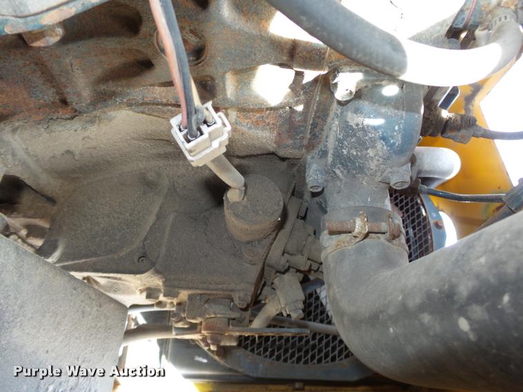 image for item L4062 1995 Crack Pro 400 tar kettle