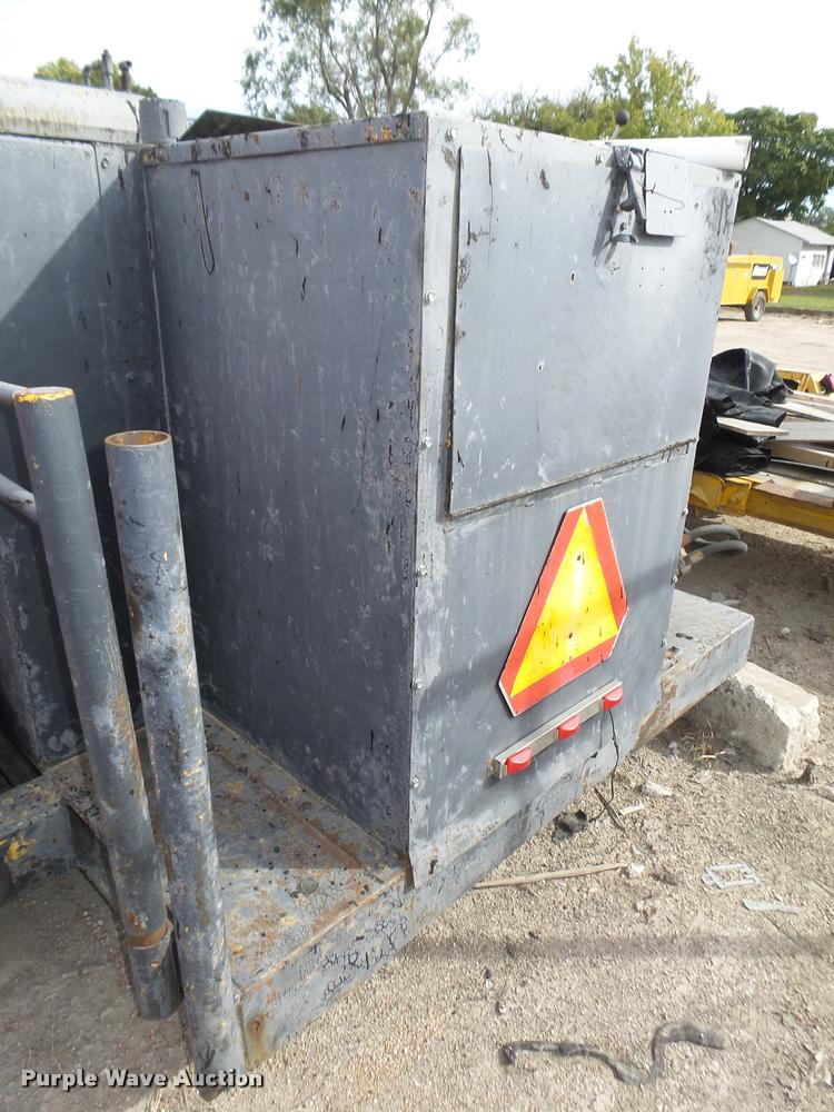 image for item L4062 1995 Crack Pro 400 tar kettle