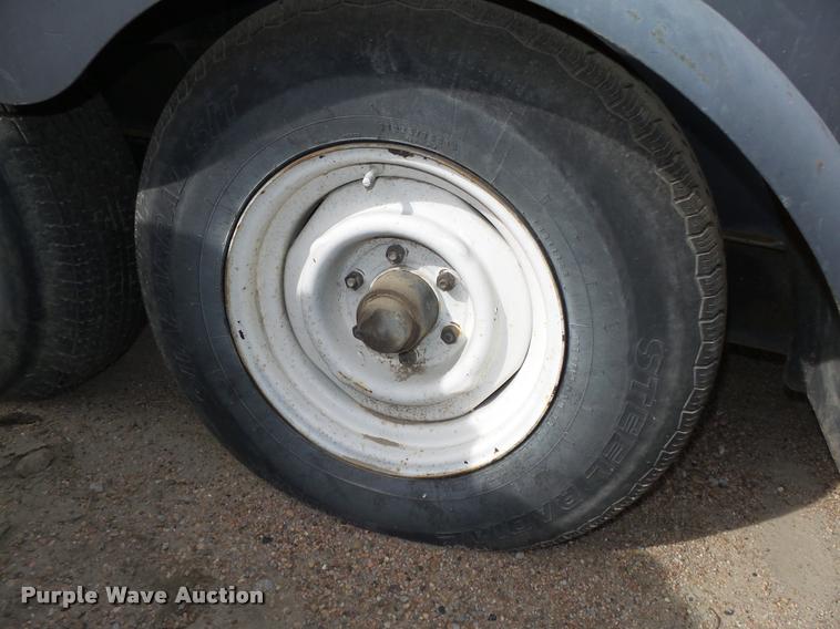 image for item L4062 1995 Crack Pro 400 tar kettle