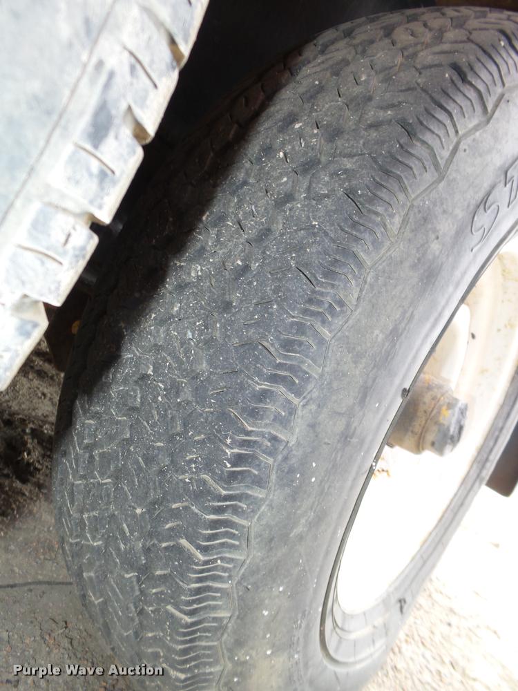 image for item L4062 1995 Crack Pro 400 tar kettle