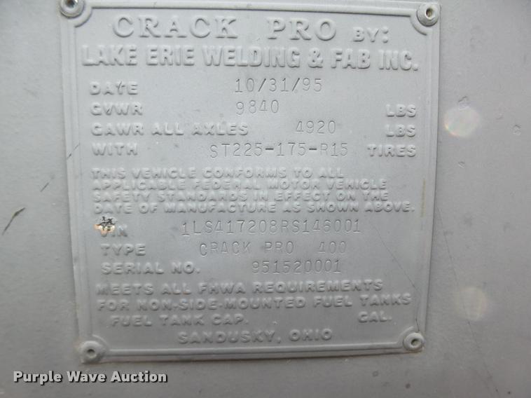 image for item L4062 1995 Crack Pro 400 tar kettle