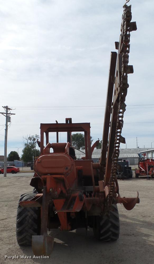 image for item L4063 Ditch Witch 6510DD trencher