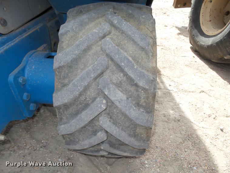 image for item L4066 2002 Genie GS-3268 scissor lift