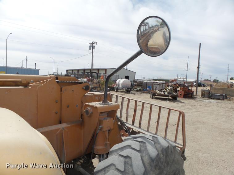 image for item L4068 Lull 644D-34 Highlander telehandler
