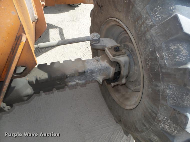 image for item L4068 Lull 644D-34 Highlander telehandler