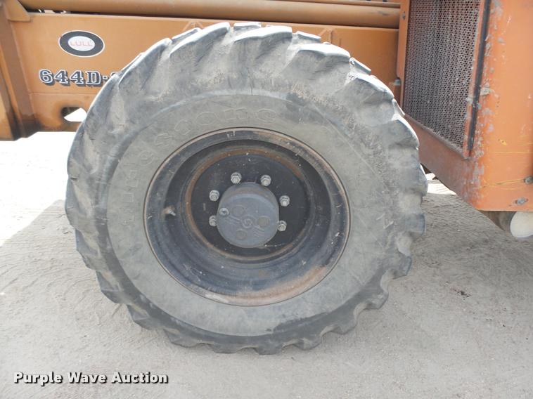 image for item L4068 Lull 644D-34 Highlander telehandler