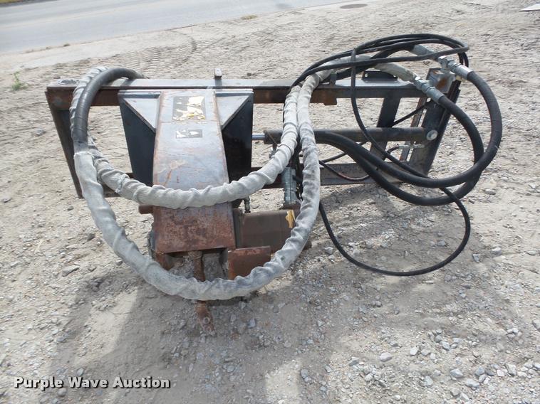 image for item L4069 2002 Coneqtec SSG-7 skid steer asphalt slot cutter