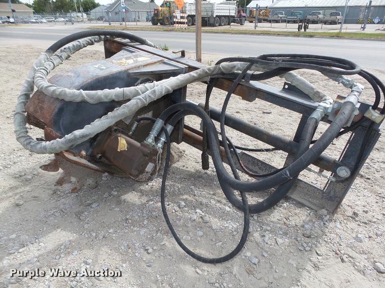 image for item L4069 2002 Coneqtec SSG-7 skid steer asphalt slot cutter