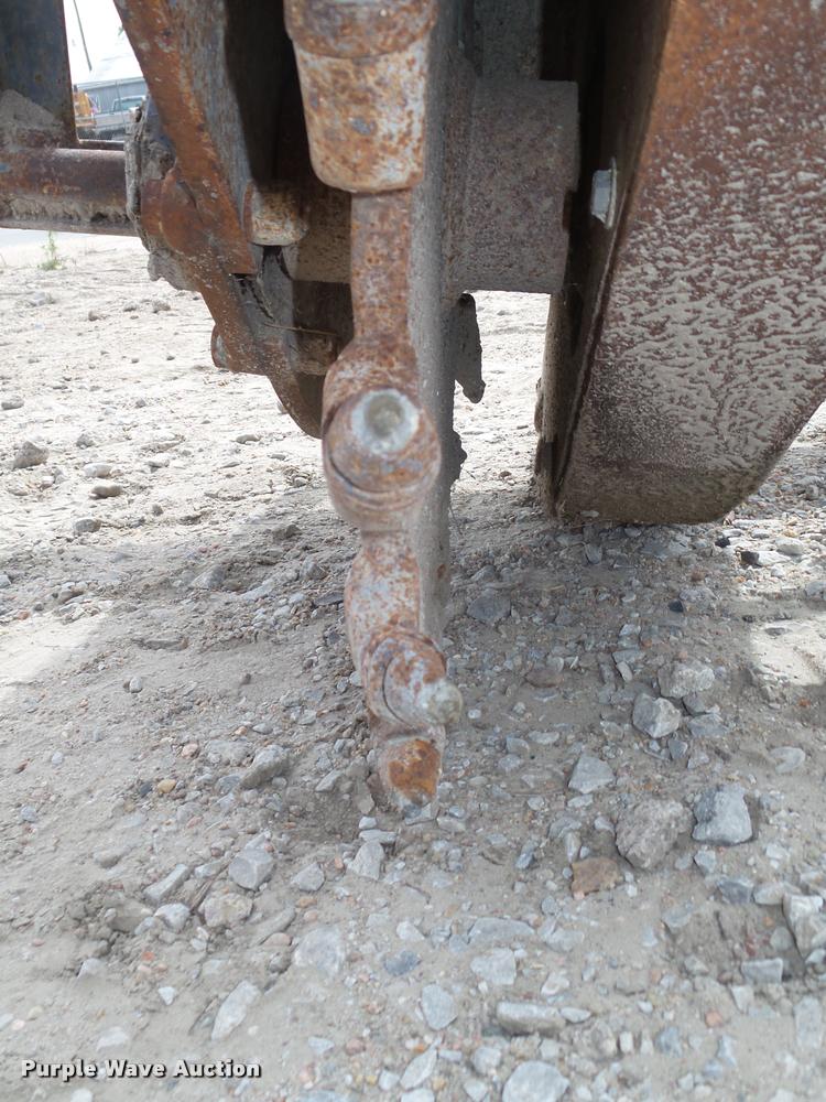 image for item L4069 2002 Coneqtec SSG-7 skid steer asphalt slot cutter