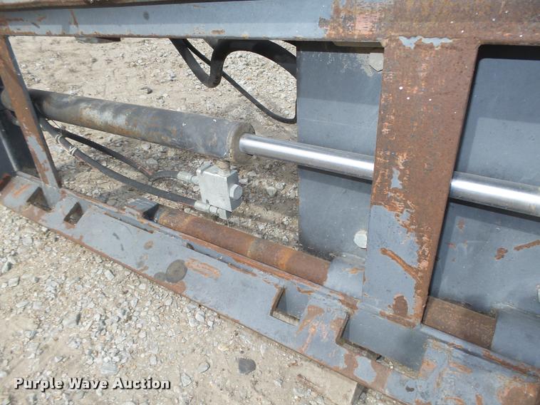 image for item L4069 2002 Coneqtec SSG-7 skid steer asphalt slot cutter