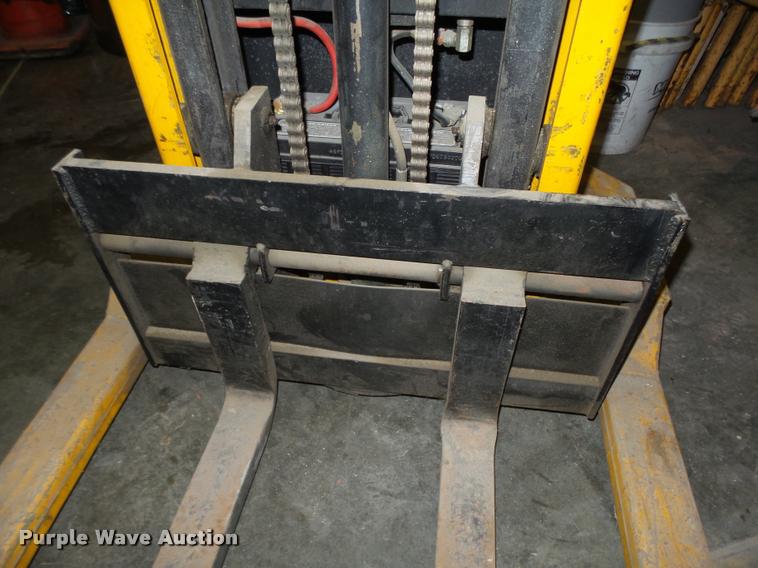 image for item L4071 IBH Big Joe 1524-T8 material lift