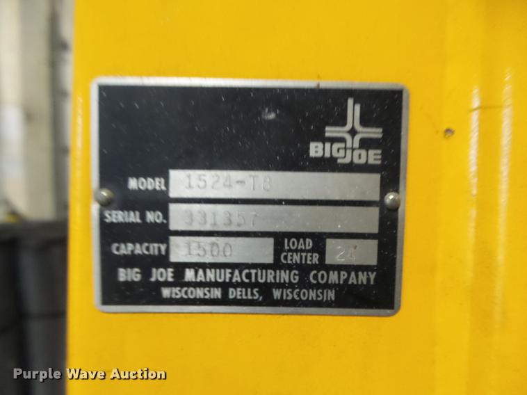 image for item L4071 IBH Big Joe 1524-T8 material lift