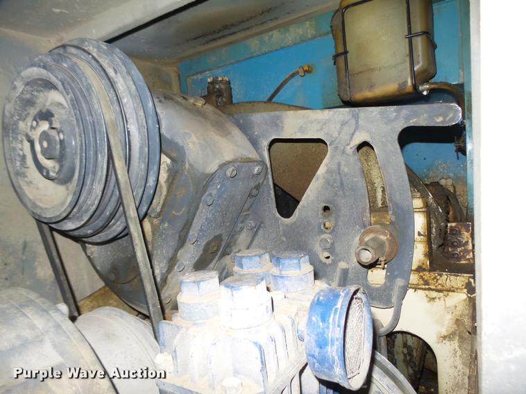 image for item L4075 Putzmeister fire proofing pump