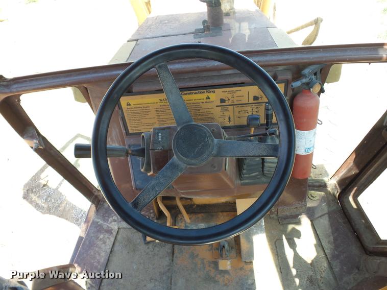 image for item L4251 1992 Case 580 Super K backhoe