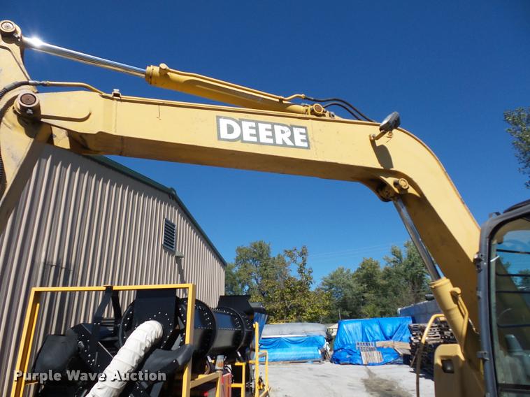 image for item L4259 John Deere 80C compact excavator