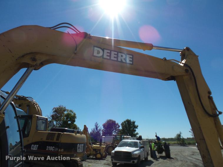 image for item L4259 John Deere 80C compact excavator