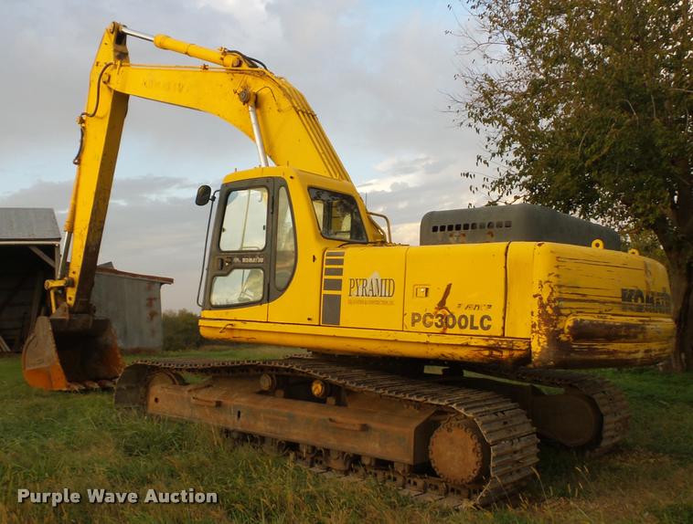 image for item L4337 1997 Komatsu PC300LC-6LC excavator