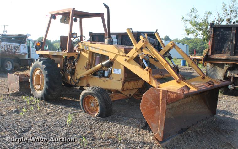 image for item L4792 1991 Case 480F landscape tractor