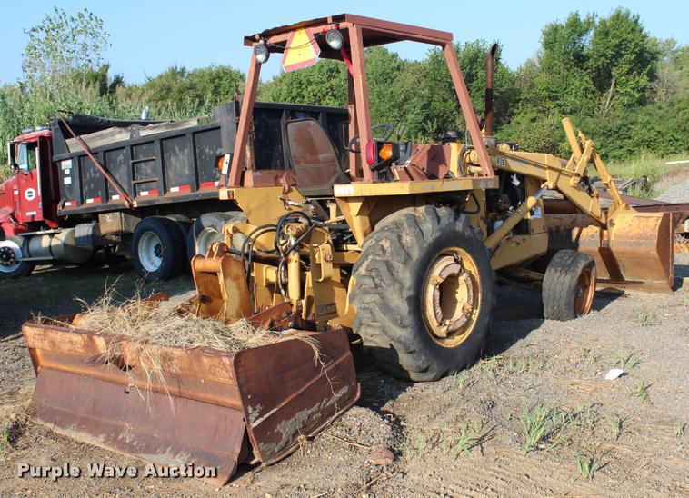 image for item L4792 1991 Case 480F landscape tractor