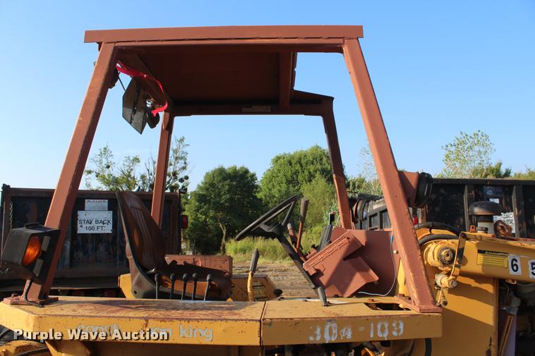 image for item L4792 1991 Case 480F landscape tractor