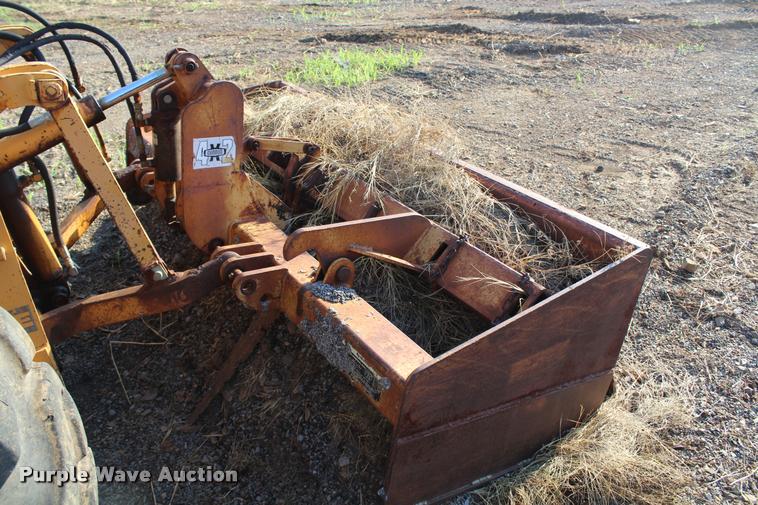 image for item L4792 1991 Case 480F landscape tractor