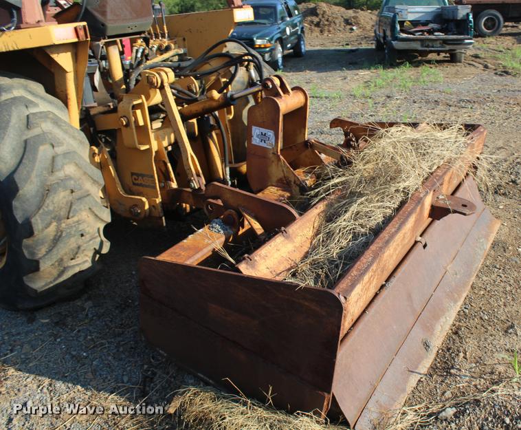 image for item L4792 1991 Case 480F landscape tractor