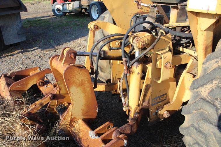 image for item L4792 1991 Case 480F landscape tractor