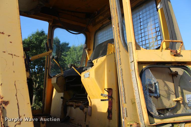 image for item L4793 1987 Fiat-Allis 14C dozer