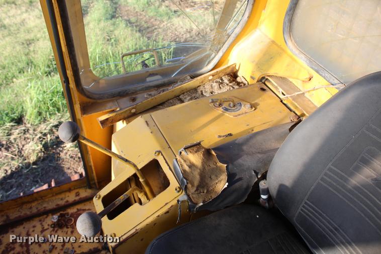 image for item L4793 1987 Fiat-Allis 14C dozer