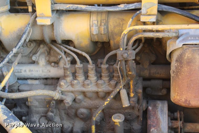 image for item L4793 1987 Fiat-Allis 14C dozer