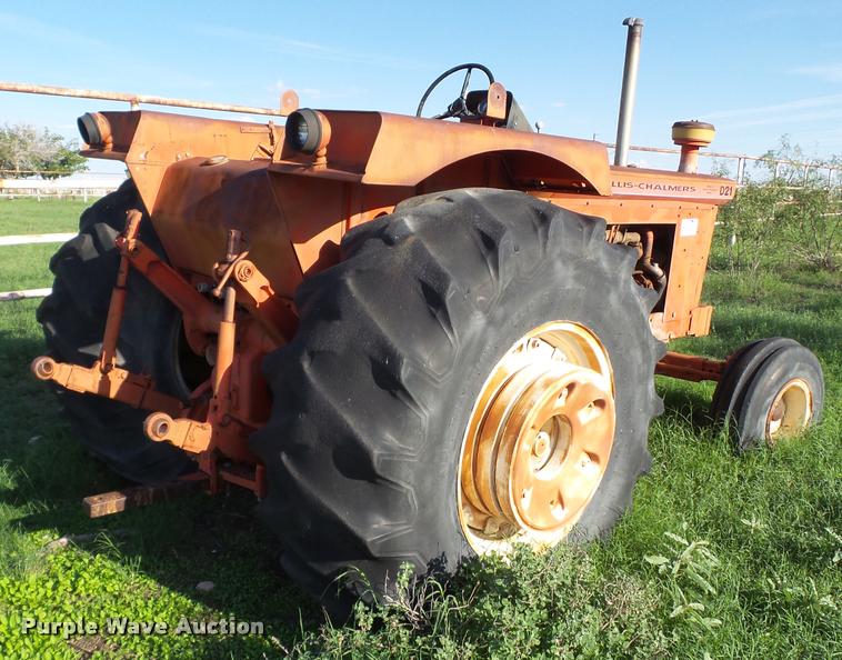 image for item L6619 Allis Chalmers D21 tractor