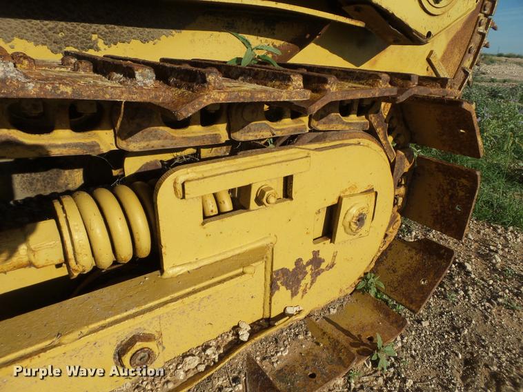 image for item L6620 Vermeer T600 rock saw