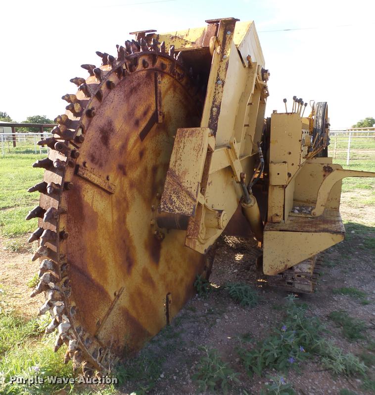 image for item L6620 Vermeer T600 rock saw