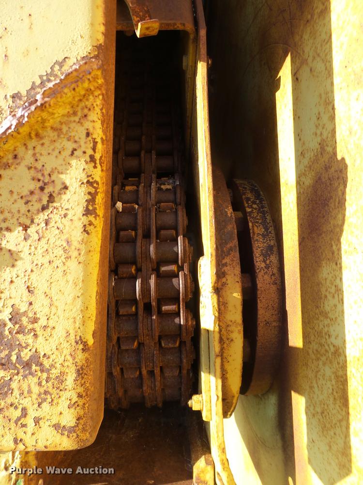 image for item L6620 Vermeer T600 rock saw