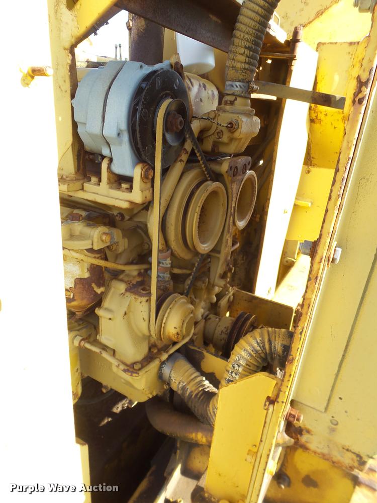 image for item L6620 Vermeer T600 rock saw