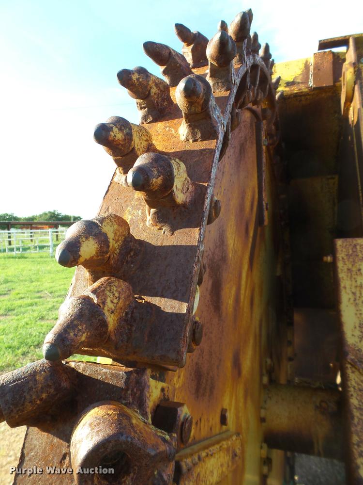 image for item L6620 Vermeer T600 rock saw