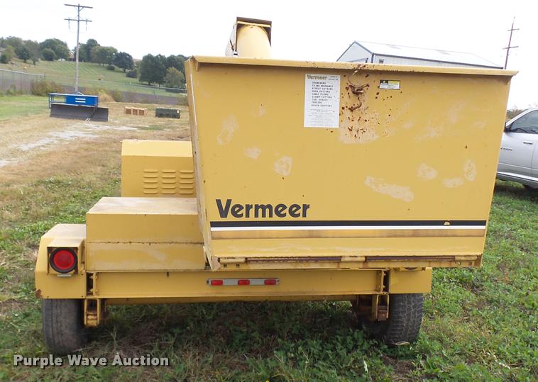 image for item N9477 Vermeer 1600A wood chipper
