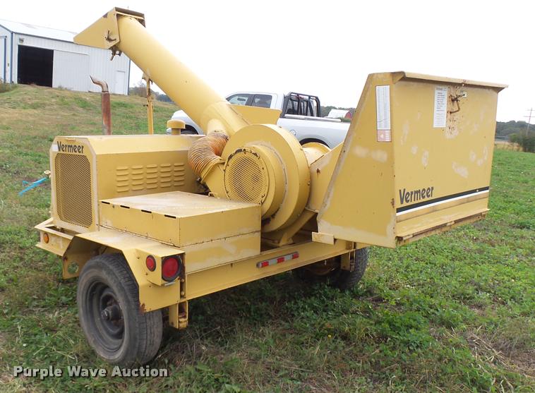 image for item N9477 Vermeer 1600A wood chipper