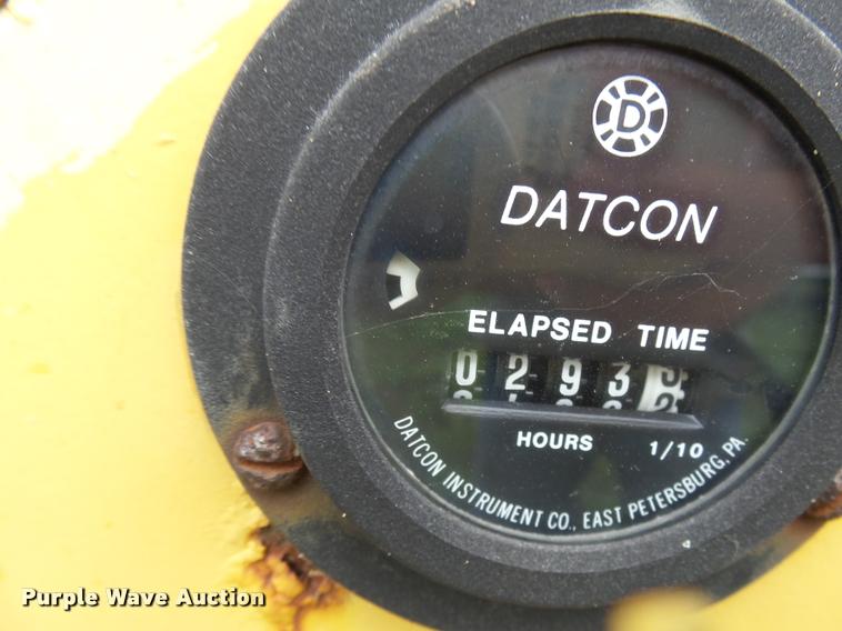 image for item N9477 Vermeer 1600A wood chipper