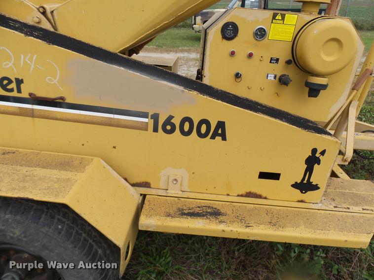 image for item N9477 Vermeer 1600A wood chipper